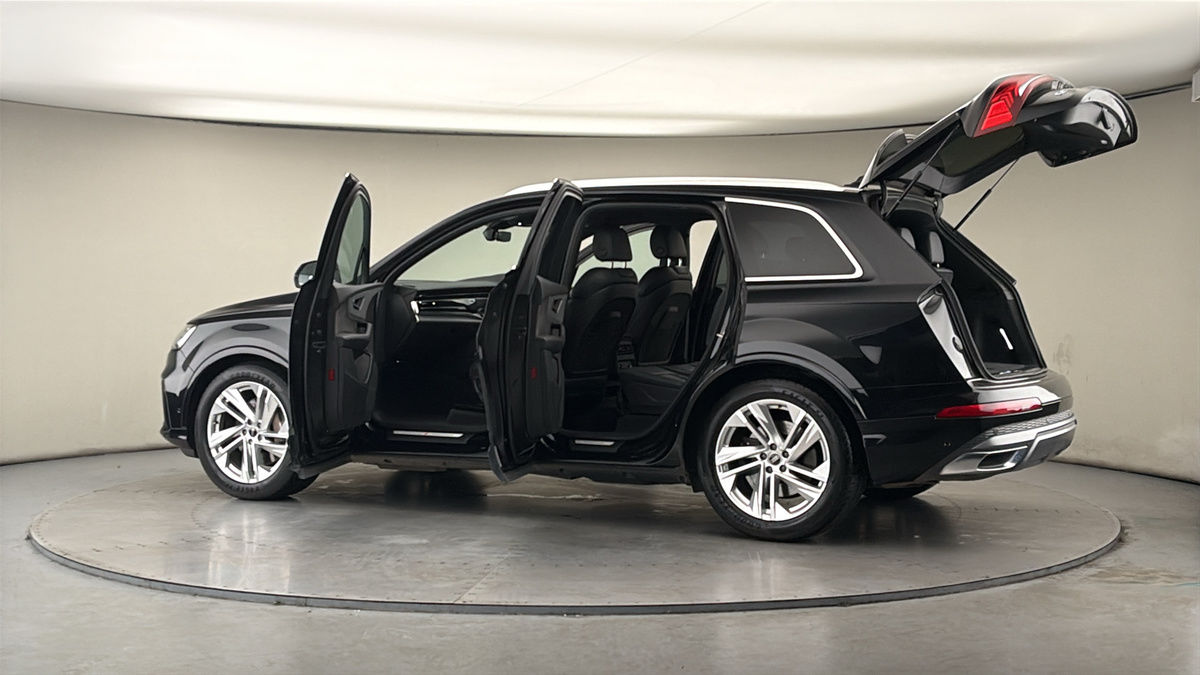 Used Audi Q7 2021 for sale - 78168205: Photo 46