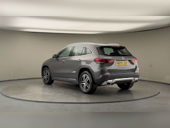 Used Mercedes-Benz GLA 2021 for sale - 77213261: Photo