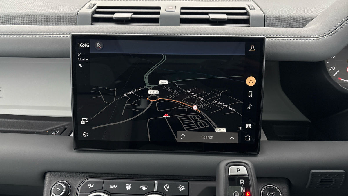 Used Land Rover Defender 110 2024 for sale - 76848556: Photo 17