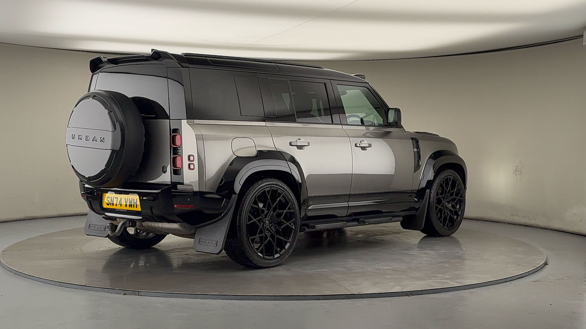 Used Land Rover Defender 110 2024 for sale - 76848556: Photo 21