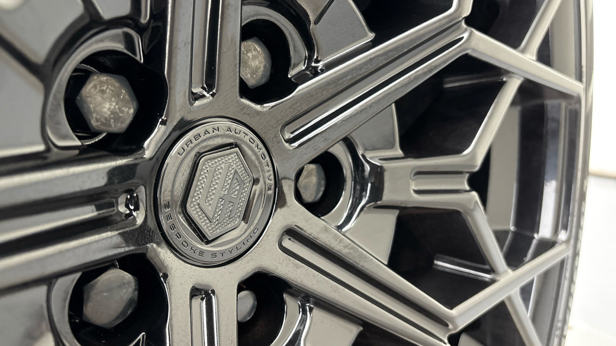 Used Land Rover Defender 110 2024 for sale - 76848556: Photo 27