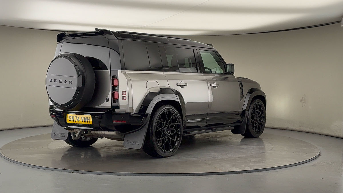 Used Land Rover Defender 110 2024 for sale - 76848556: Photo 44