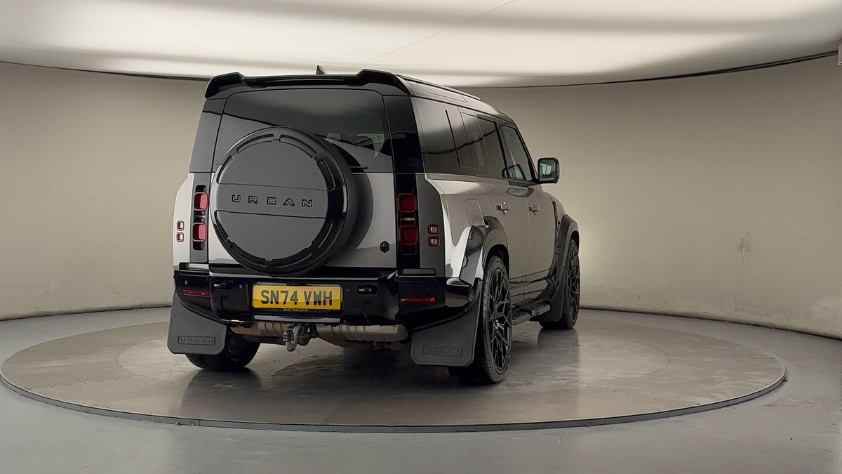 Used Land Rover Defender 110 2024 for sale - 76848556: Photo 45