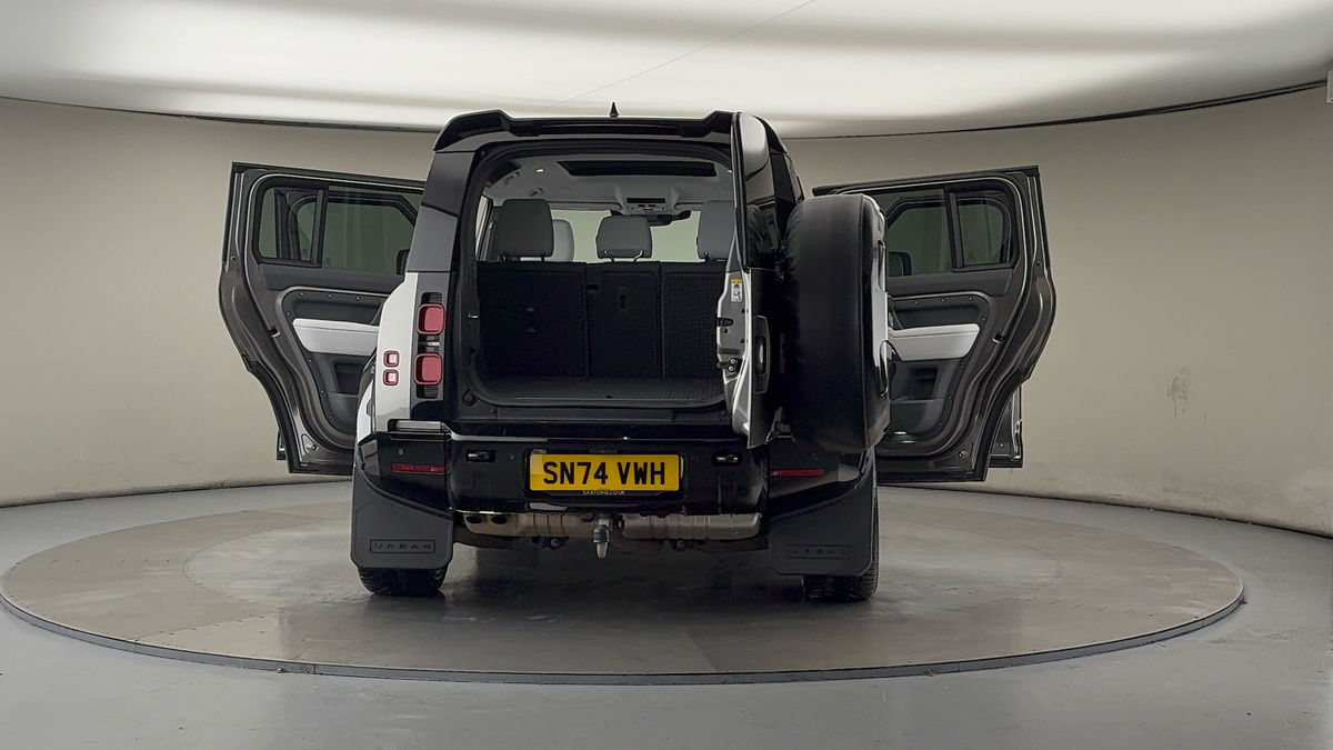 Used Land Rover Defender 110 2024 for sale - 76848556: Photo 65