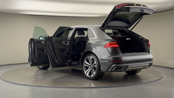 Used Audi Q8 2023 for sale - 75974878: Photo 44