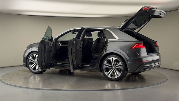 Used Audi Q8 2023 for sale - 75974878: Photo 46