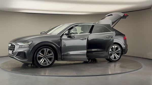 Used Audi Q8 2023 for sale - 75974878: Photo 49