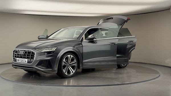 Used Audi Q8 2023 for sale - 75974878: Photo 50