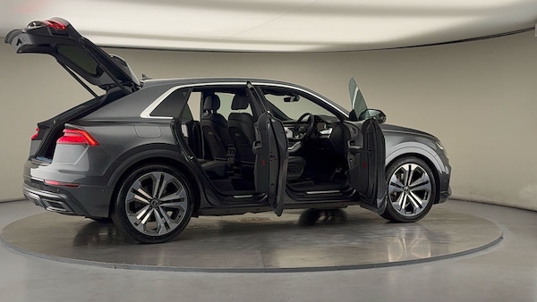 Used Audi Q8 2023 for sale - 75974878: Photo 58