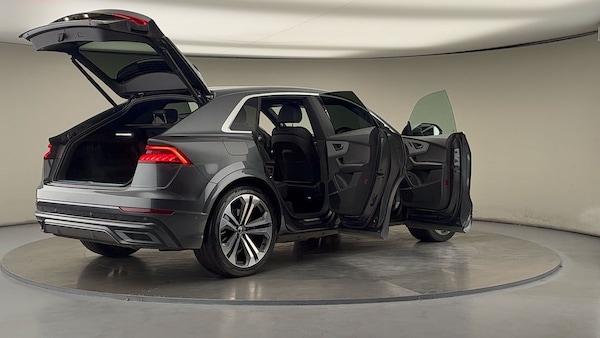 Used Audi Q8 2023 for sale - 75974878: Photo 59
