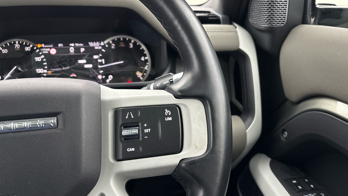 Used Land Rover Defender 90 2021 for sale - 77065492: Photo 14