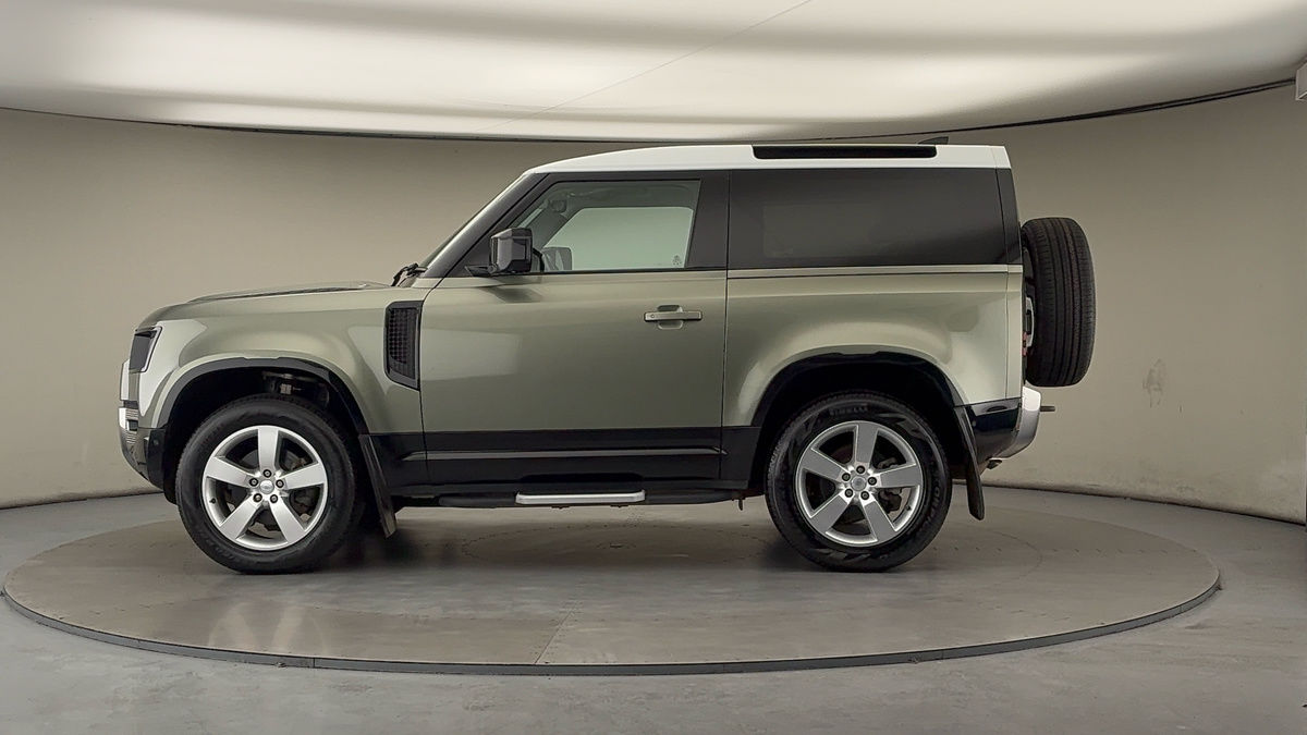 Used Land Rover Defender 90 2021 for sale - 77065492: Photo 15