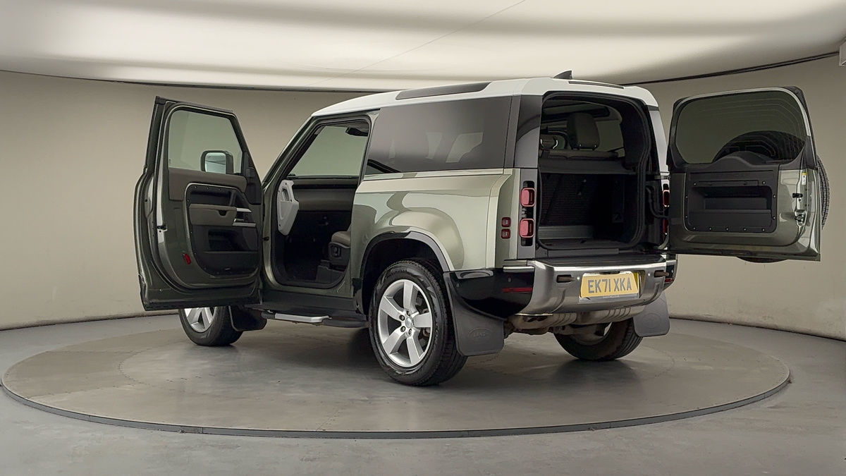 Used Land Rover Defender 90 2021 for sale - 77065492: Photo 43