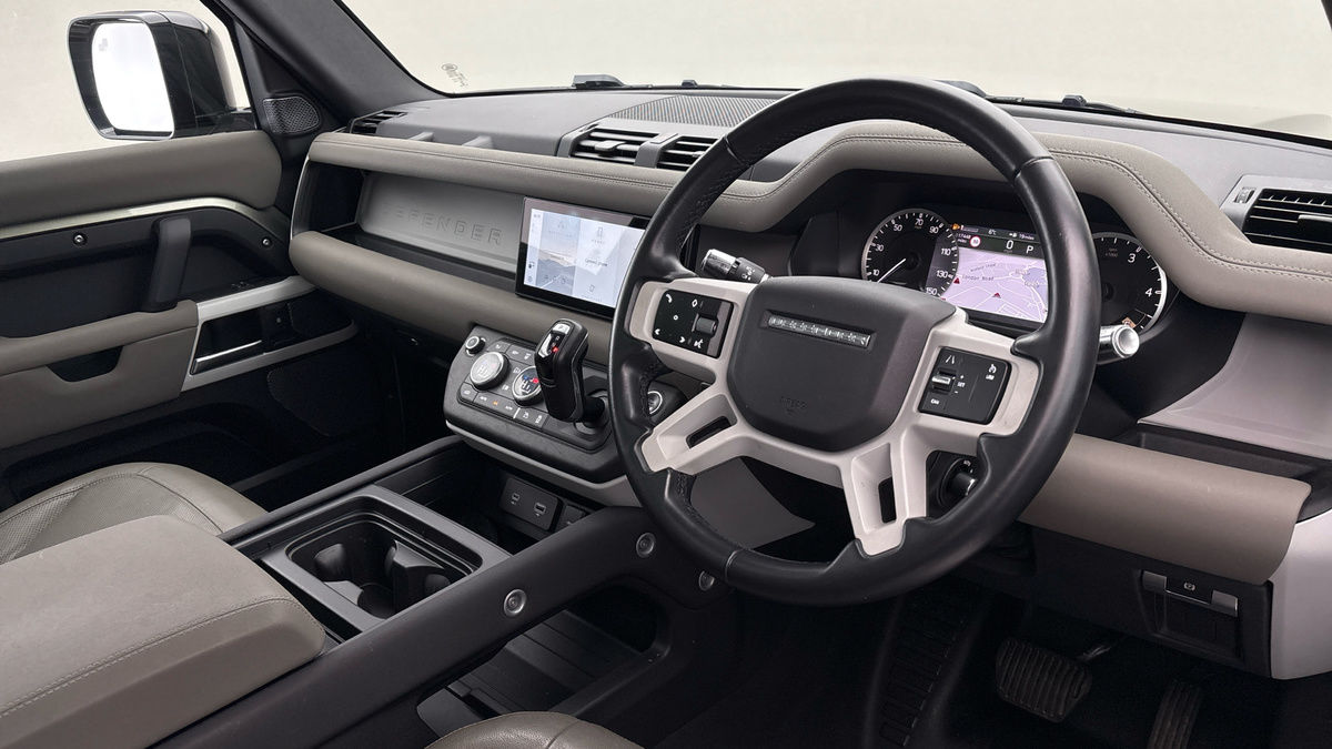 Used Land Rover Defender 90 2021 for sale - 77065492: Photo 5