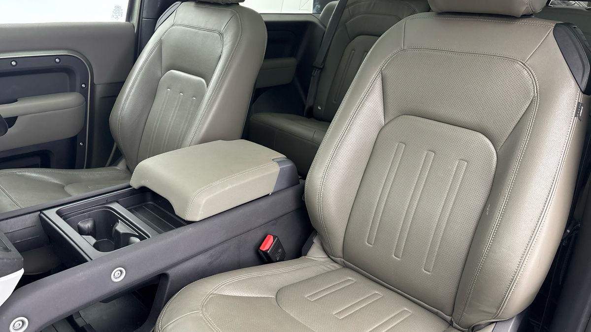 Used Land Rover Defender 90 2021 for sale - 77065492: Photo 7