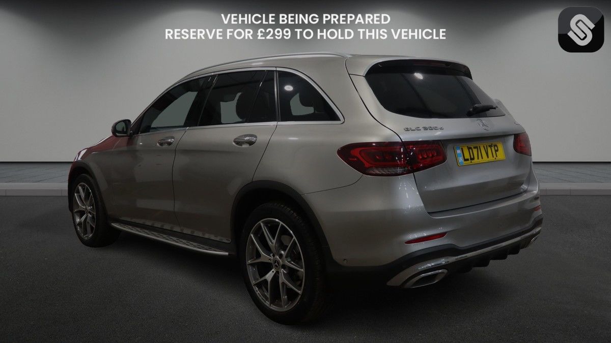 Used Mercedes-Benz GLC 2021 for sale - 76396746: Photo 3