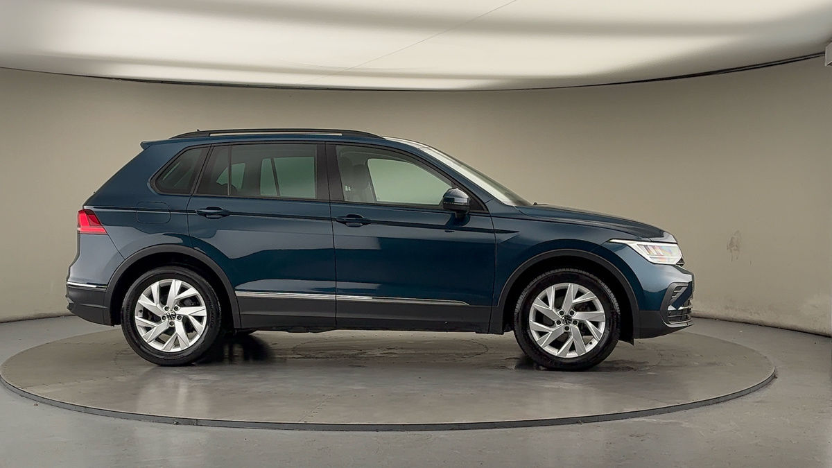 Used Volkswagen Tiguan 2021 for sale - 76784698: Photo 36