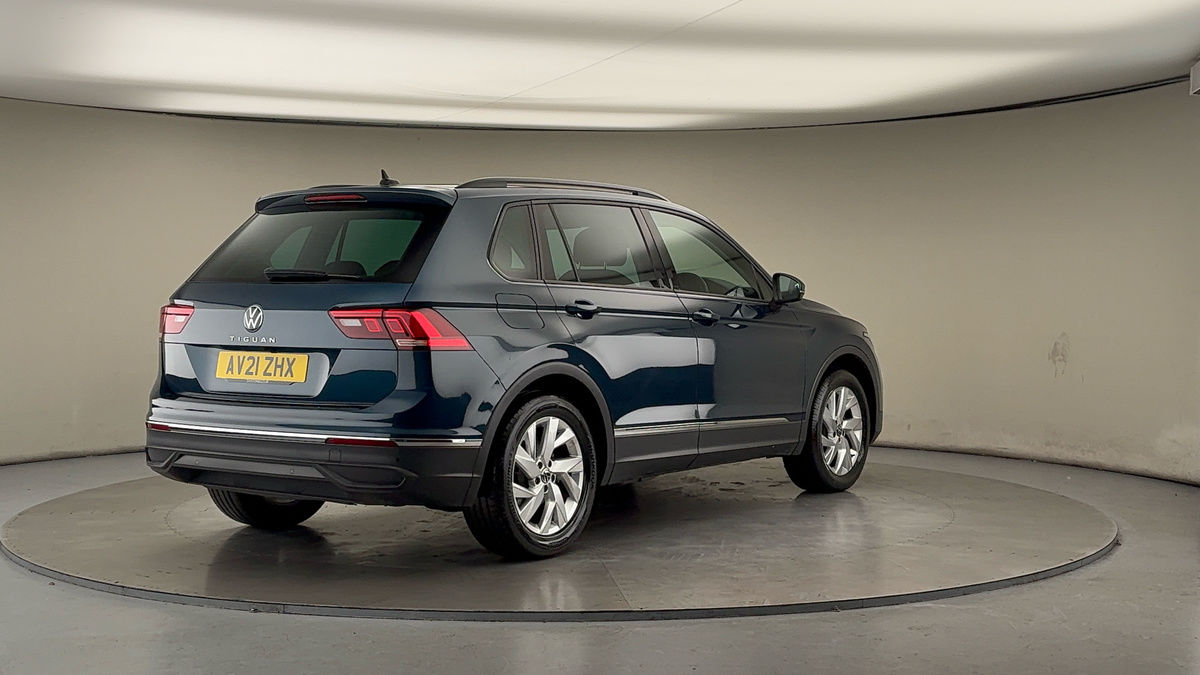 Used Volkswagen Tiguan 2021 for sale - 76784698: Photo 39