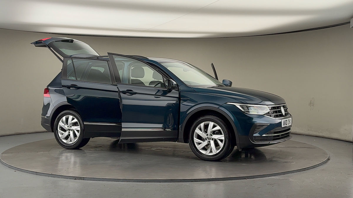 Used Volkswagen Tiguan 2021 for sale - 76784698: Photo 54