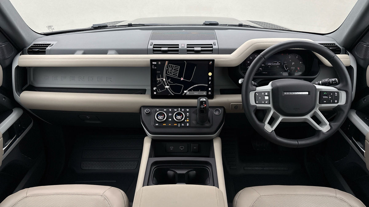 Used Land Rover Defender 90 2024 for sale - 76536438: Photo 12