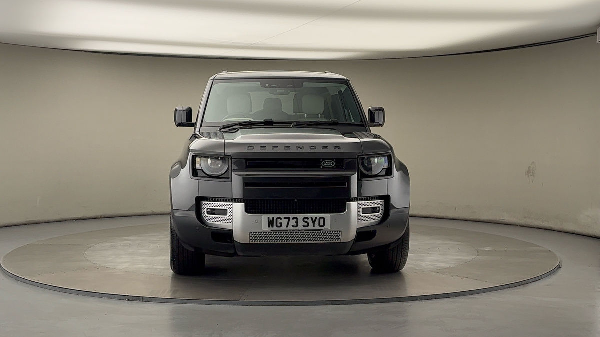 Used Land Rover Defender 90 2024 for sale - 76536438: Photo 32