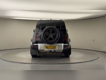Used Land Rover Defender 90 2024 for sale - 76536438: Photo