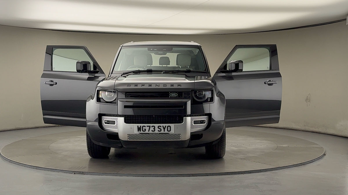 Used Land Rover Defender 90 2024 for sale - 76536438: Photo 51