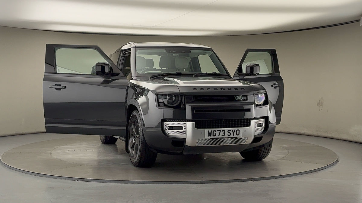 Used Land Rover Defender 90 2024 for sale - 76536438: Photo 52