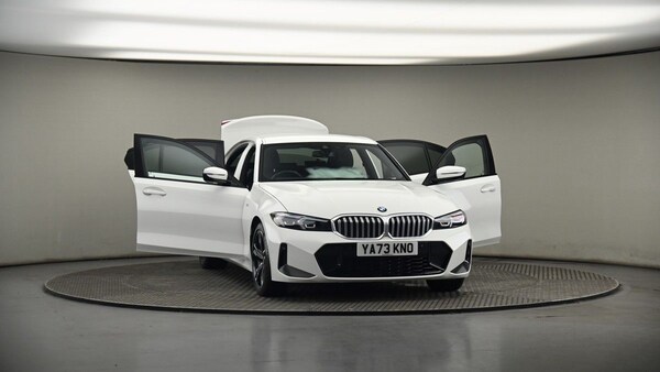 Used BMW 3 Series 2023 for sale - 75474449: Photo 46