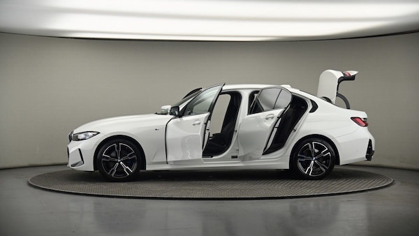 Used BMW 3 Series 2023 for sale - 75474449: Photo 50