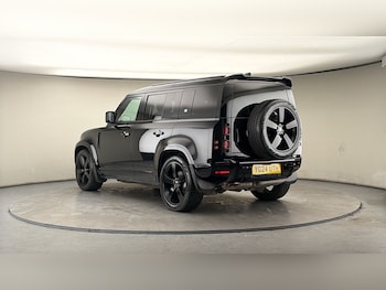 Used Land Rover Defender 2024 for sale - 78168212: Photo