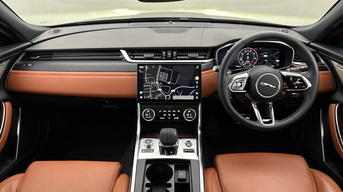 Used Jaguar XF 2024 for sale - 76455039: Photo 12