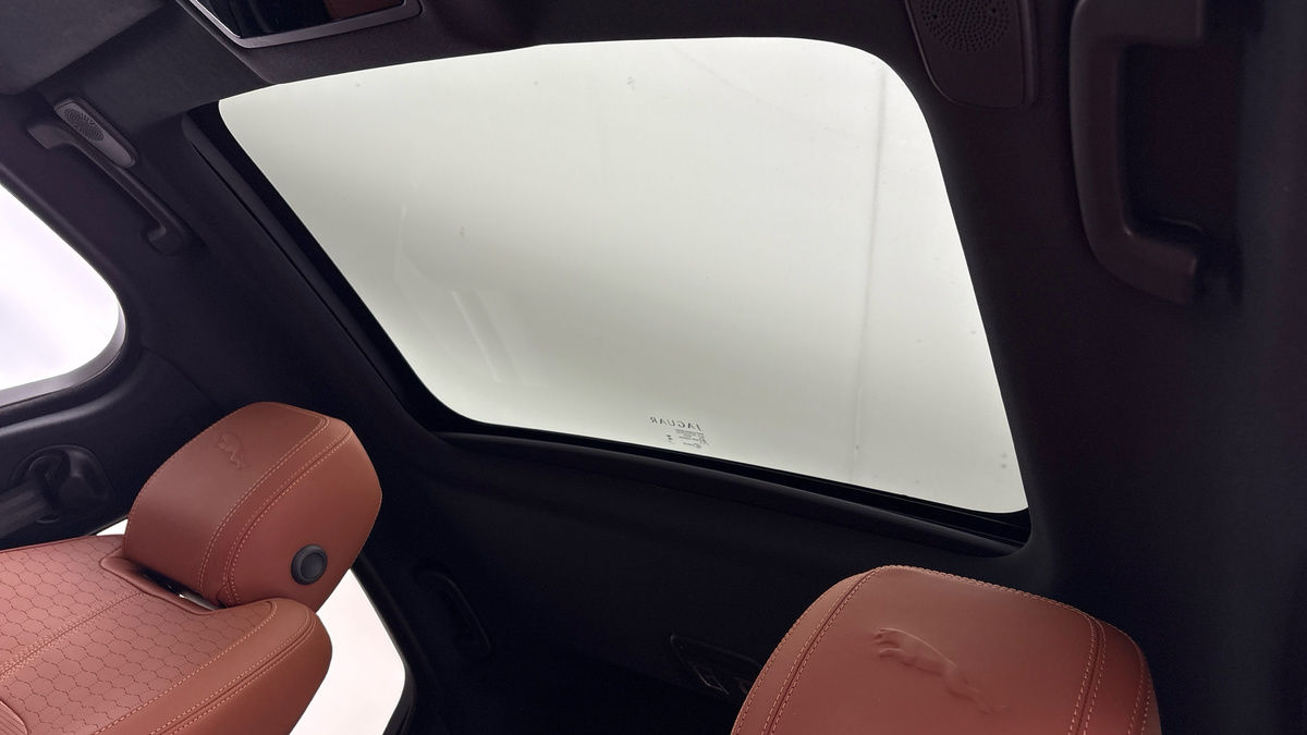 Used Jaguar XF 2024 for sale - 76455039: Photo 6