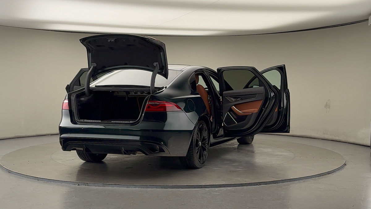 Used Jaguar XF 2024 for sale - 76455039: Photo 60