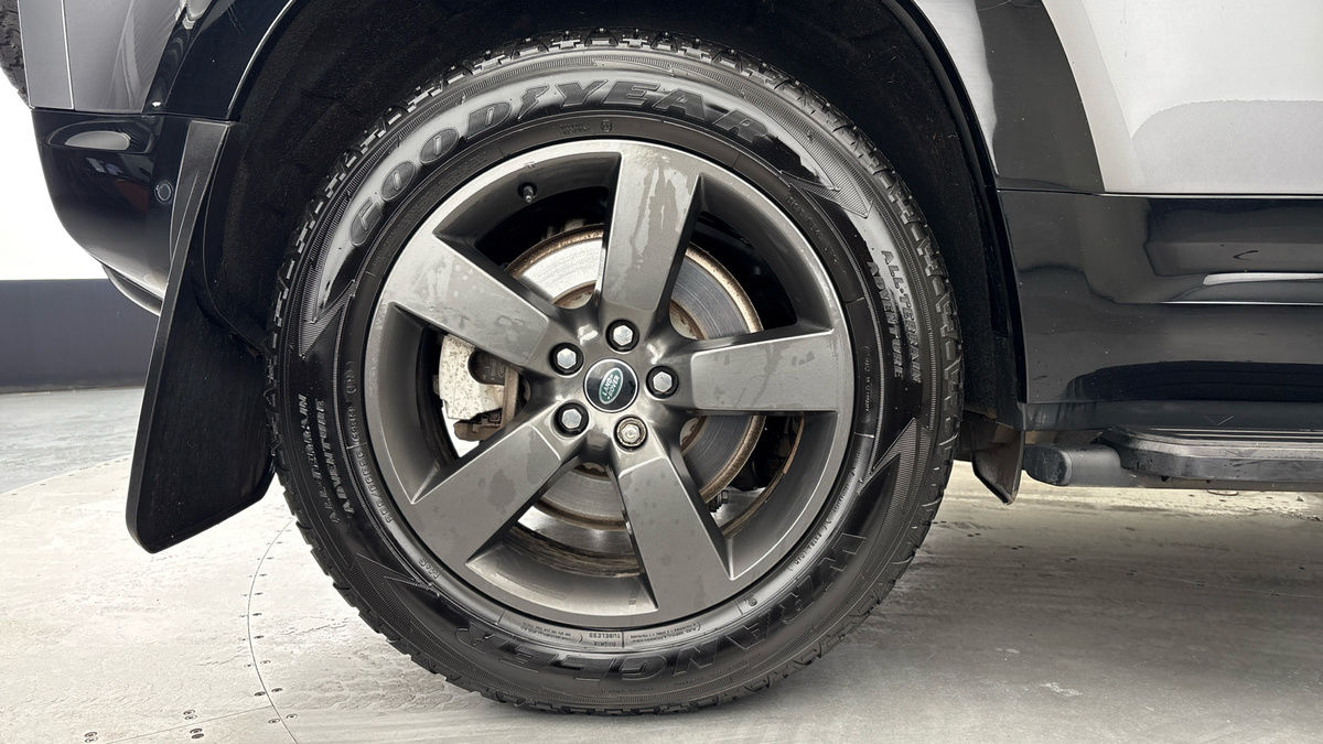 Used Land Rover Defender 110 2023 for sale - 77213249: Photo 10