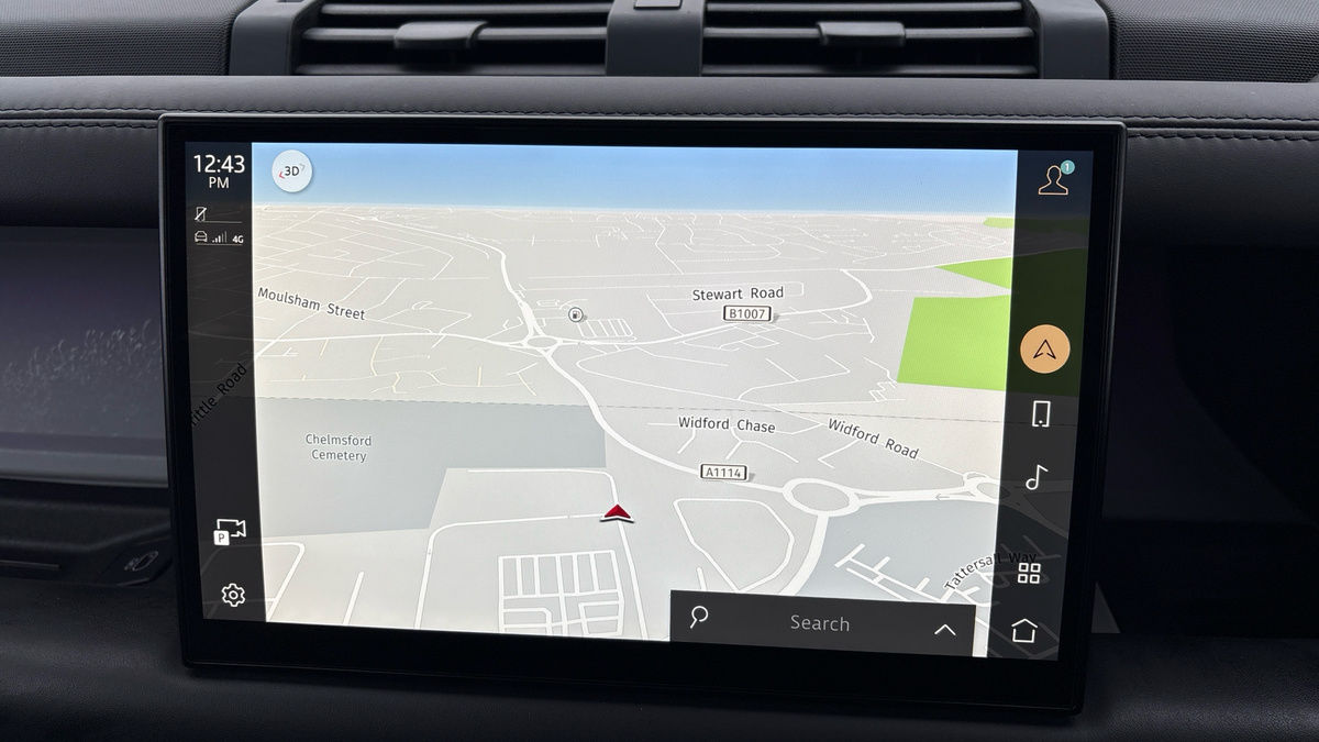 Used Land Rover Defender 110 2023 for sale - 77213249: Photo 17