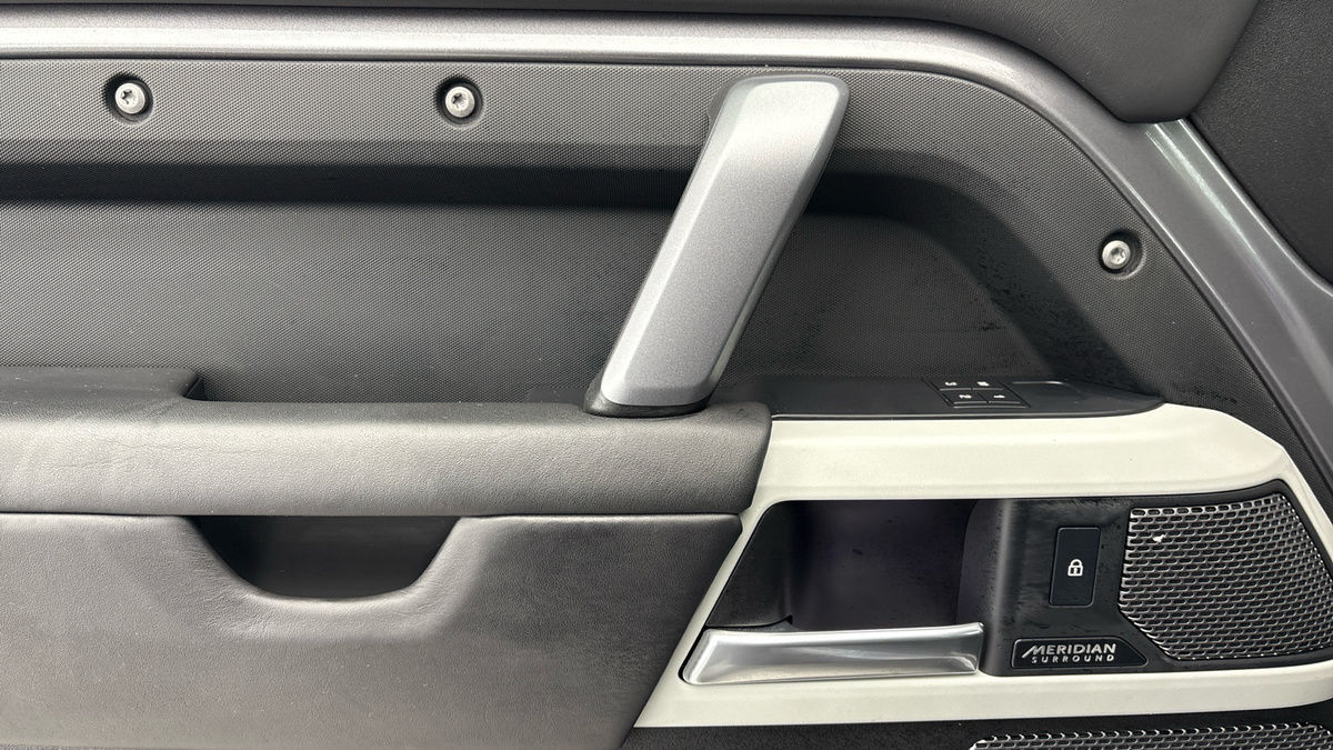 Used Land Rover Defender 110 2023 for sale - 77213249: Photo 19