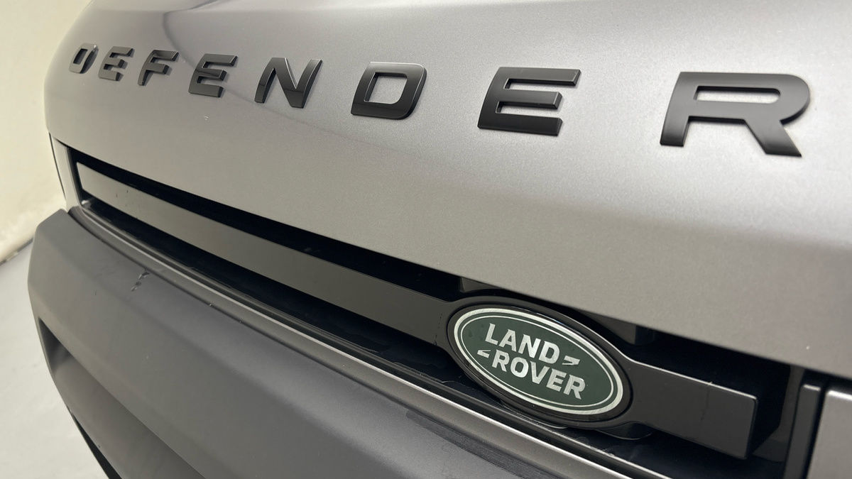 Used Land Rover Defender 110 2023 for sale - 77213249: Photo 24