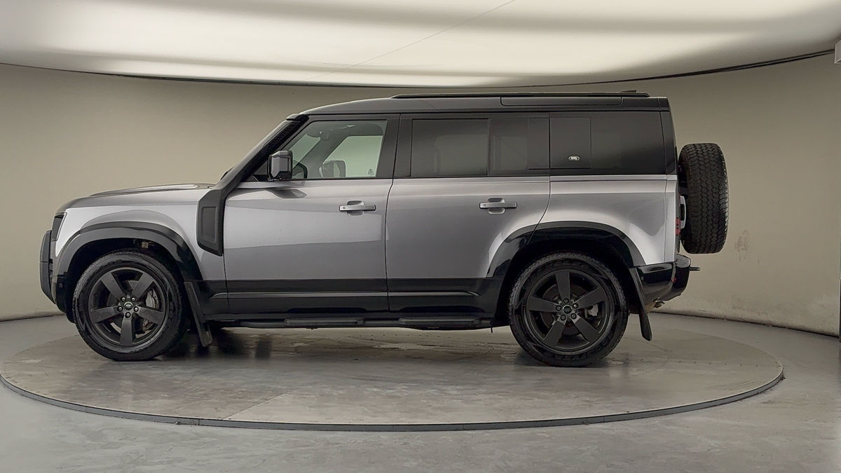 Used Land Rover Defender 110 2023 for sale - 77213249: Photo 27