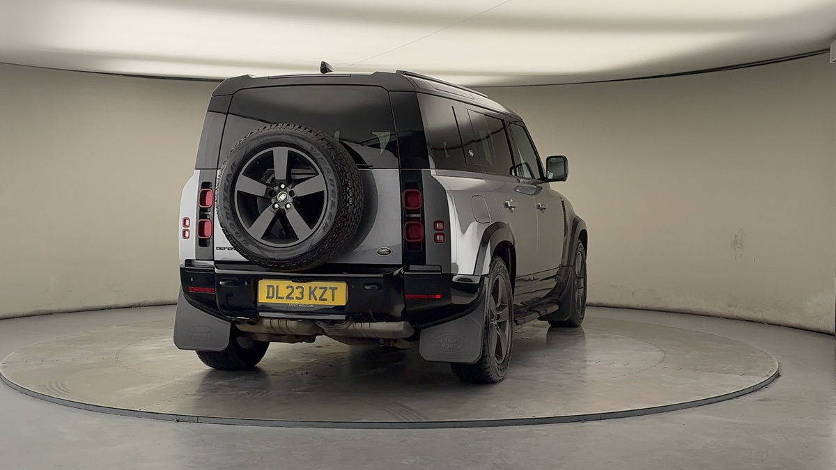 Used Land Rover Defender 110 2023 for sale - 77213249: Photo 40