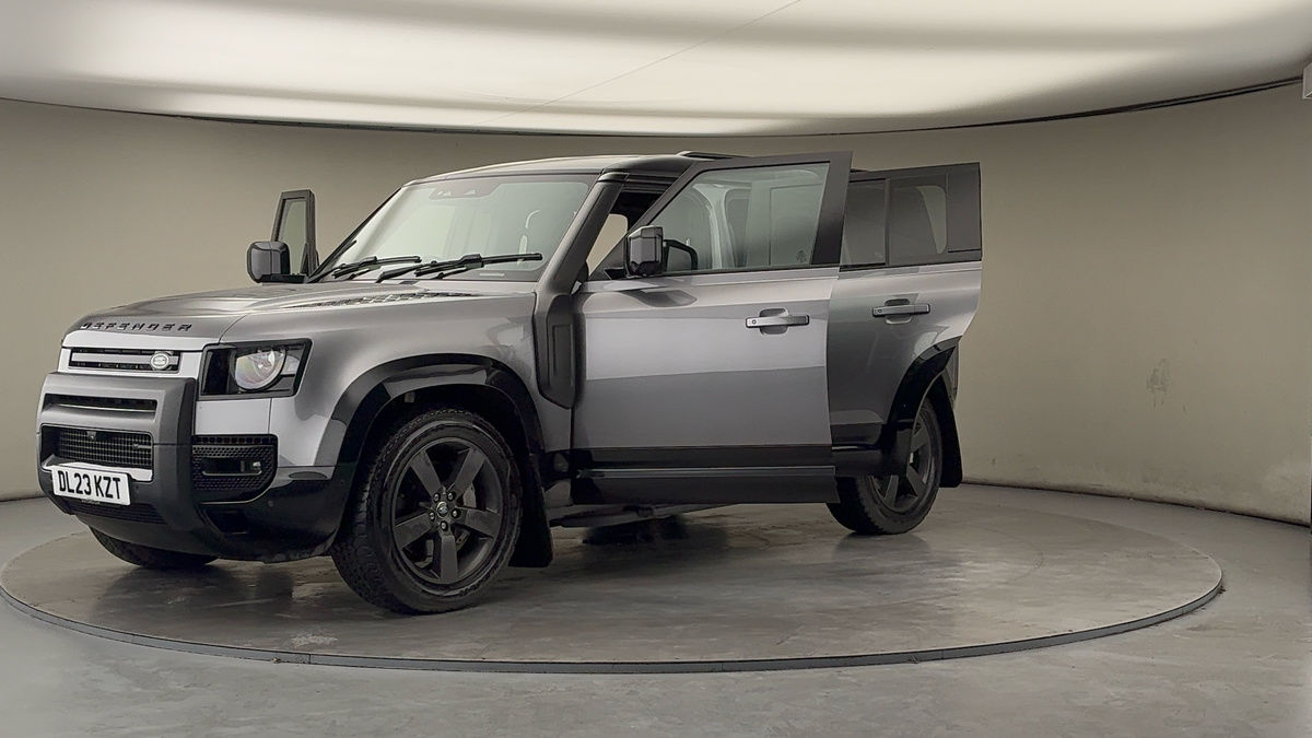 Used Land Rover Defender 110 2023 for sale - 77213249: Photo 49