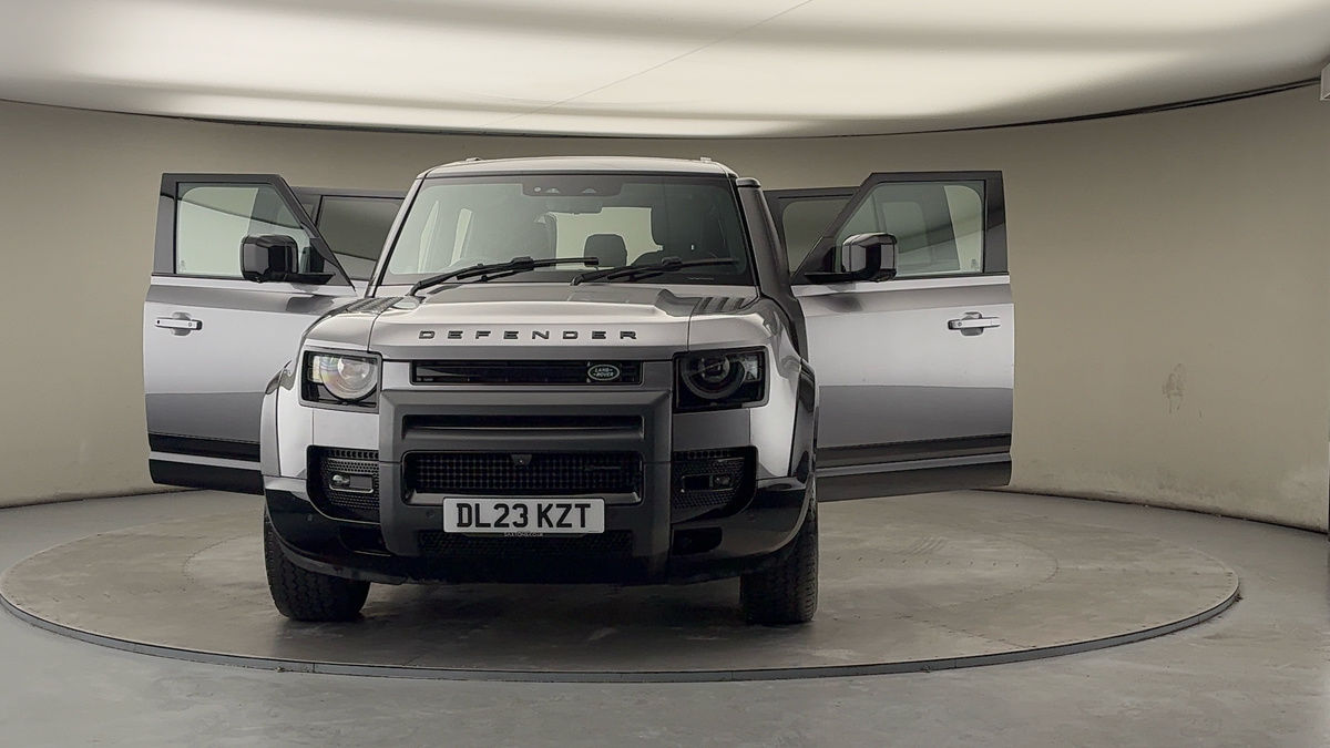 Used Land Rover Defender 110 2023 for sale - 77213249: Photo 51