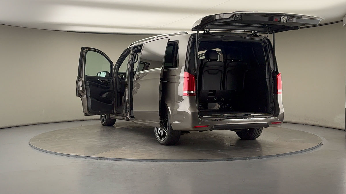 Used Mercedes-Benz V-Class 2018 for sale - 75172161: Photo 23