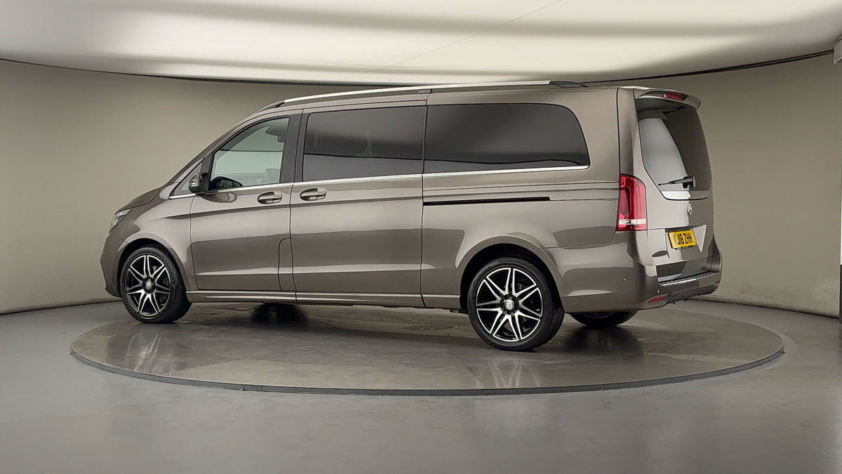 Used Mercedes-Benz V-Class 2018 for sale - 75172161: Photo 26