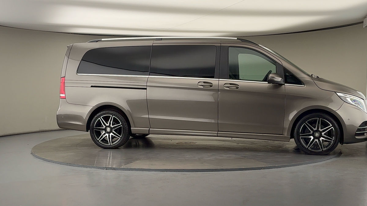 Used Mercedes-Benz V-Class 2018 for sale - 75172161: Photo 36