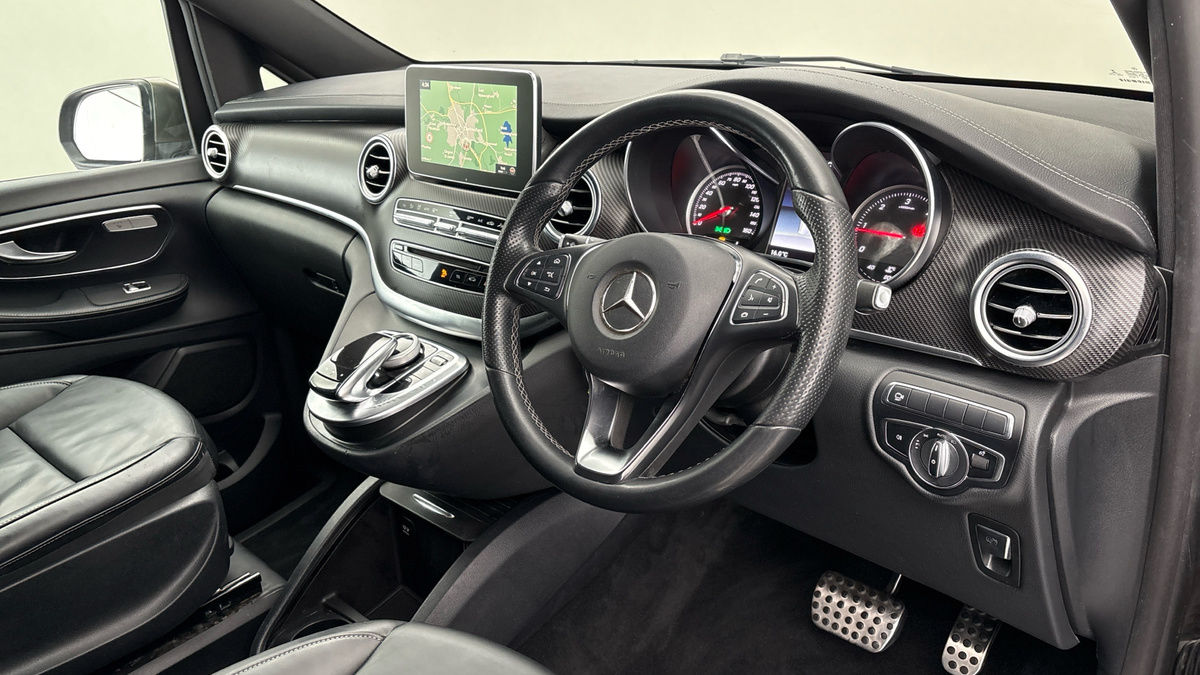 Used Mercedes-Benz V-Class 2018 for sale - 75172161: Photo 5