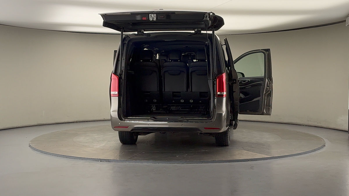 Used Mercedes-Benz V-Class 2018 for sale - 75172161: Photo 60