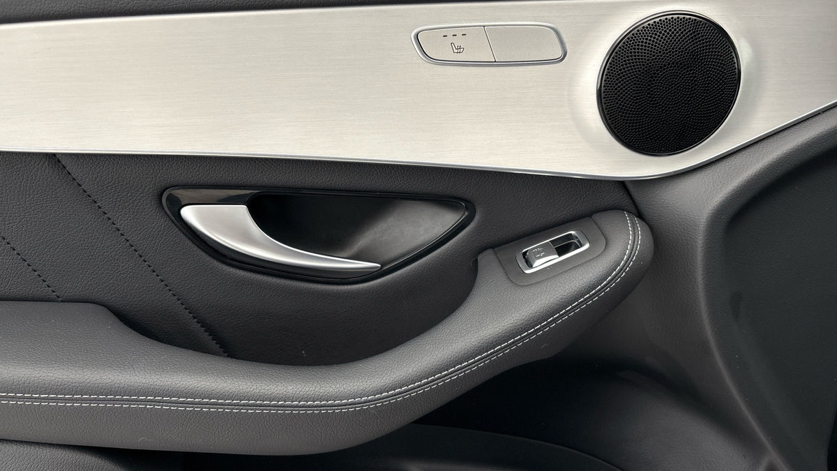 Used Mercedes-Benz GLC 2022 for sale - 75974880: Photo 19