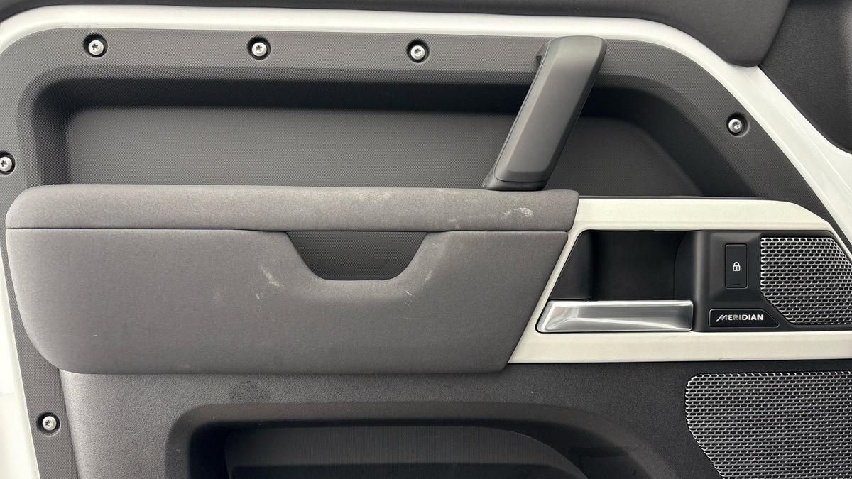 Used Land Rover Defender 110 2022 for sale - 77384966: Photo 19