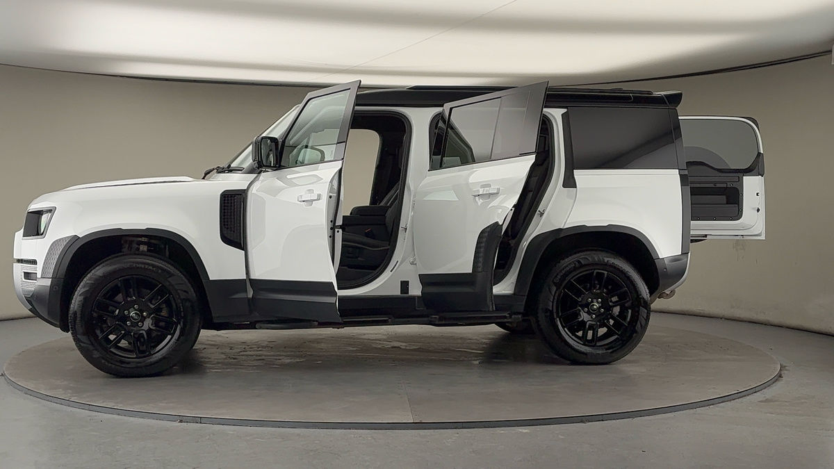 Used Land Rover Defender 110 2022 for sale - 77384966: Photo 47